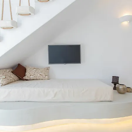 Naxian Utopia Luxury & Hotel