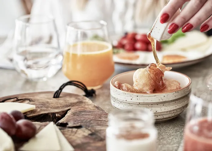 Naxian Utopia Luxury & فندق