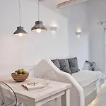 Naxian Utopia Luxury Στελίδα