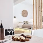 Naxian Utopia Luxury