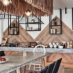 Ξενοδοχείο Naxian Utopia Luxury 3*