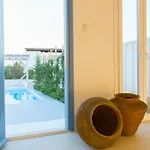 Naxian Utopia Luxury