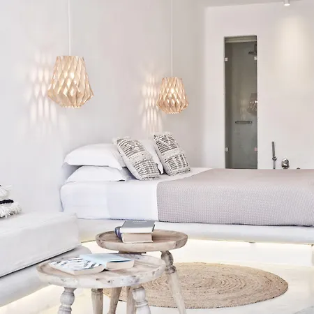 Naxian Utopia Luxury סטלידה