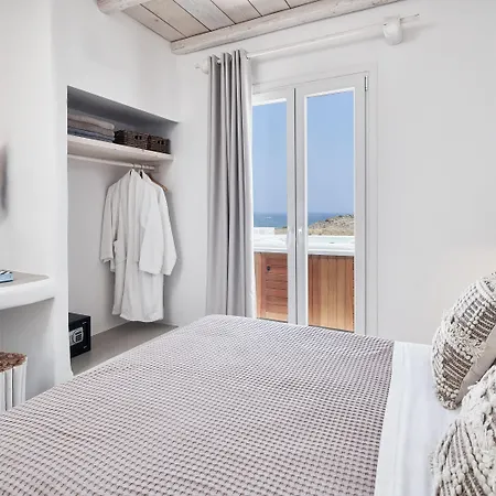 Naxian Utopia Luxury Hotel