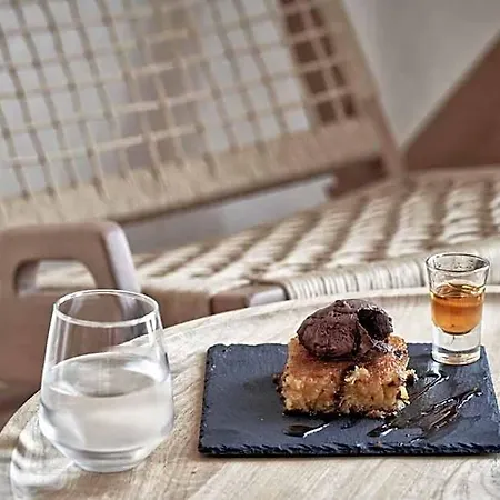 Naxian Utopia Luxury