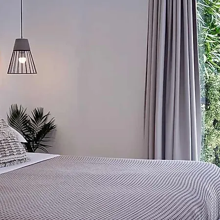Hotel Naxian Utopia Luxury 3*