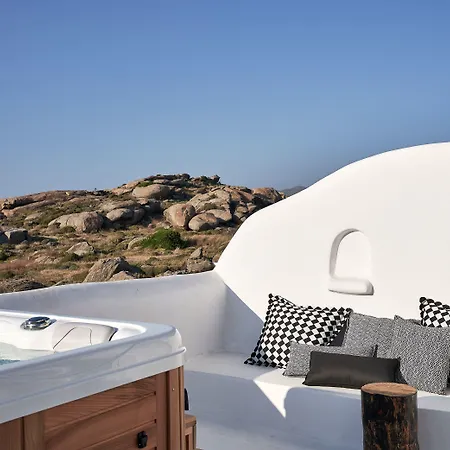 Naxian Utopia Luxury Hotel 3*